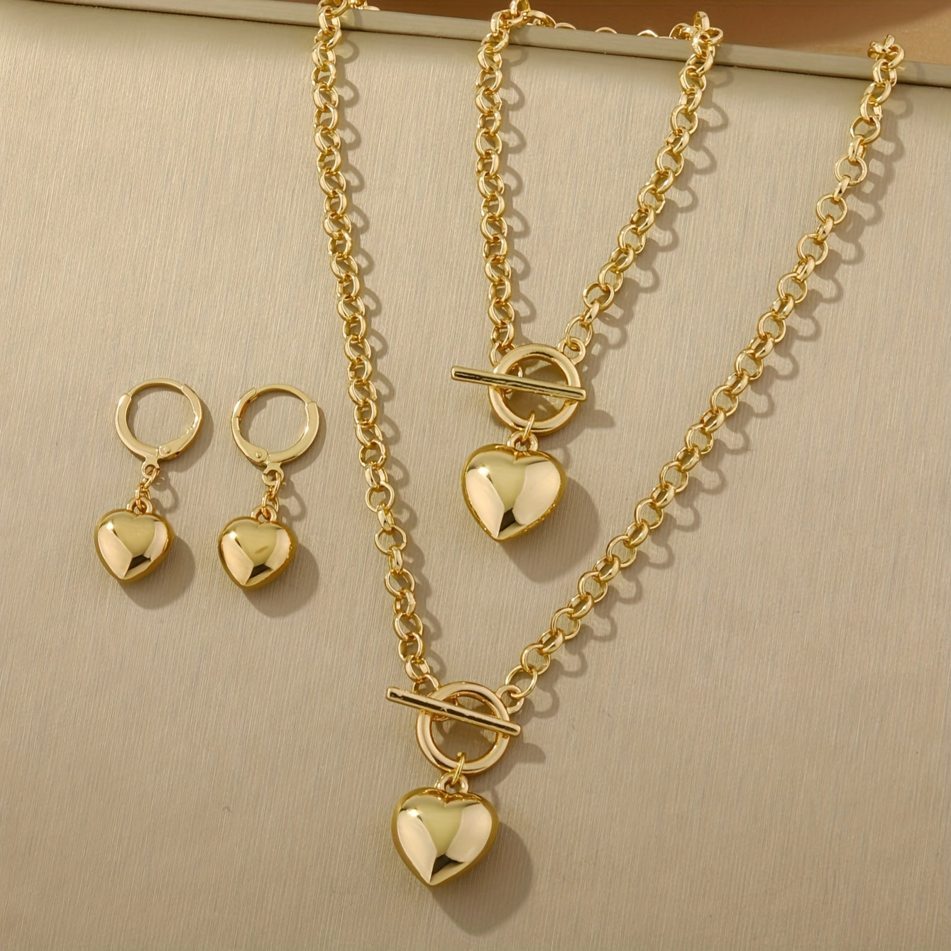 Gia™ Set de Joyería Elegante con Corazón Brillante y Acabado de Lujo
