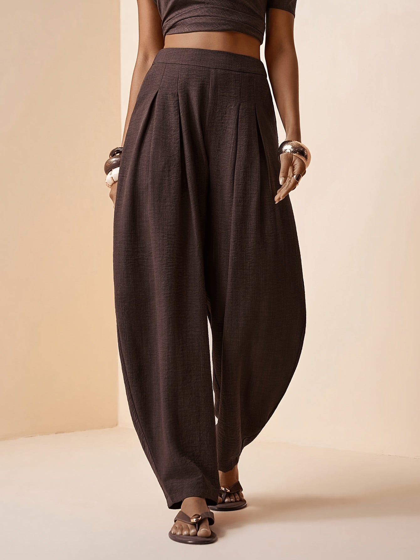 Droveaux™ Pantalón Recto Elegante con Cintura Elástica y Pliegues