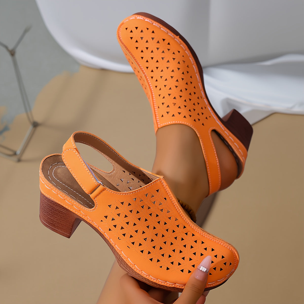 Korae™ Sandalias de Tacón con Correas Ajustables y Diseño Calado