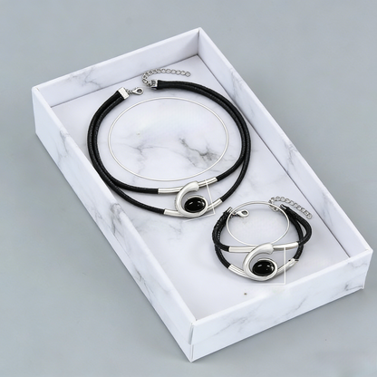 Suri™ Conjunto de collar y pulsera estilo vintage boho