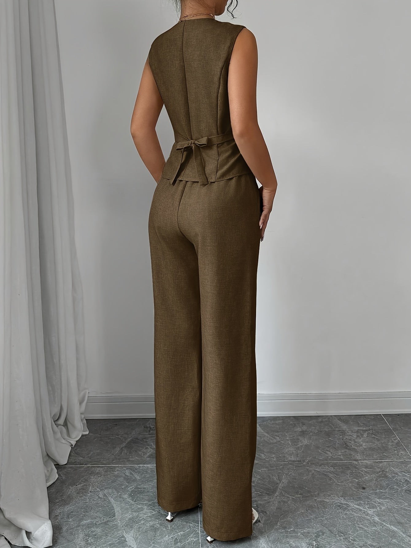 Malia™ Conjunto Elegante de Chaleco con Escote en V y Pantalón Recto