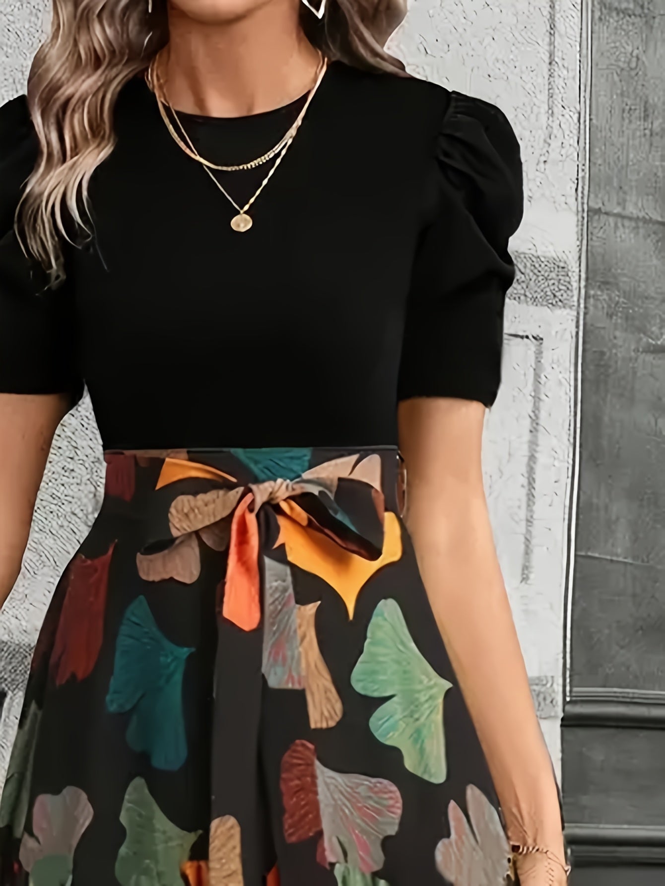 Vanya™ Vestido Midi Elegante con Estampado Geométrico y Mangas Abullonadas