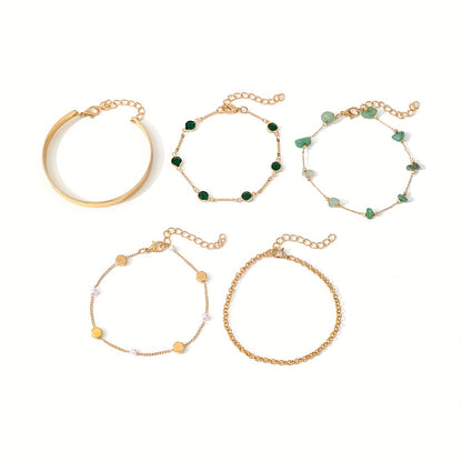 Aethique™ Set de 5 Pulseras Bohemias con Piedras Verdes y Detalles Vintage