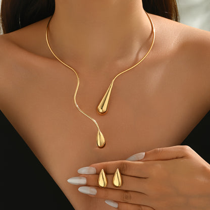 Taliah™ Set Elegante de Collar y Aretes con Diseño de Gota Asimétrica