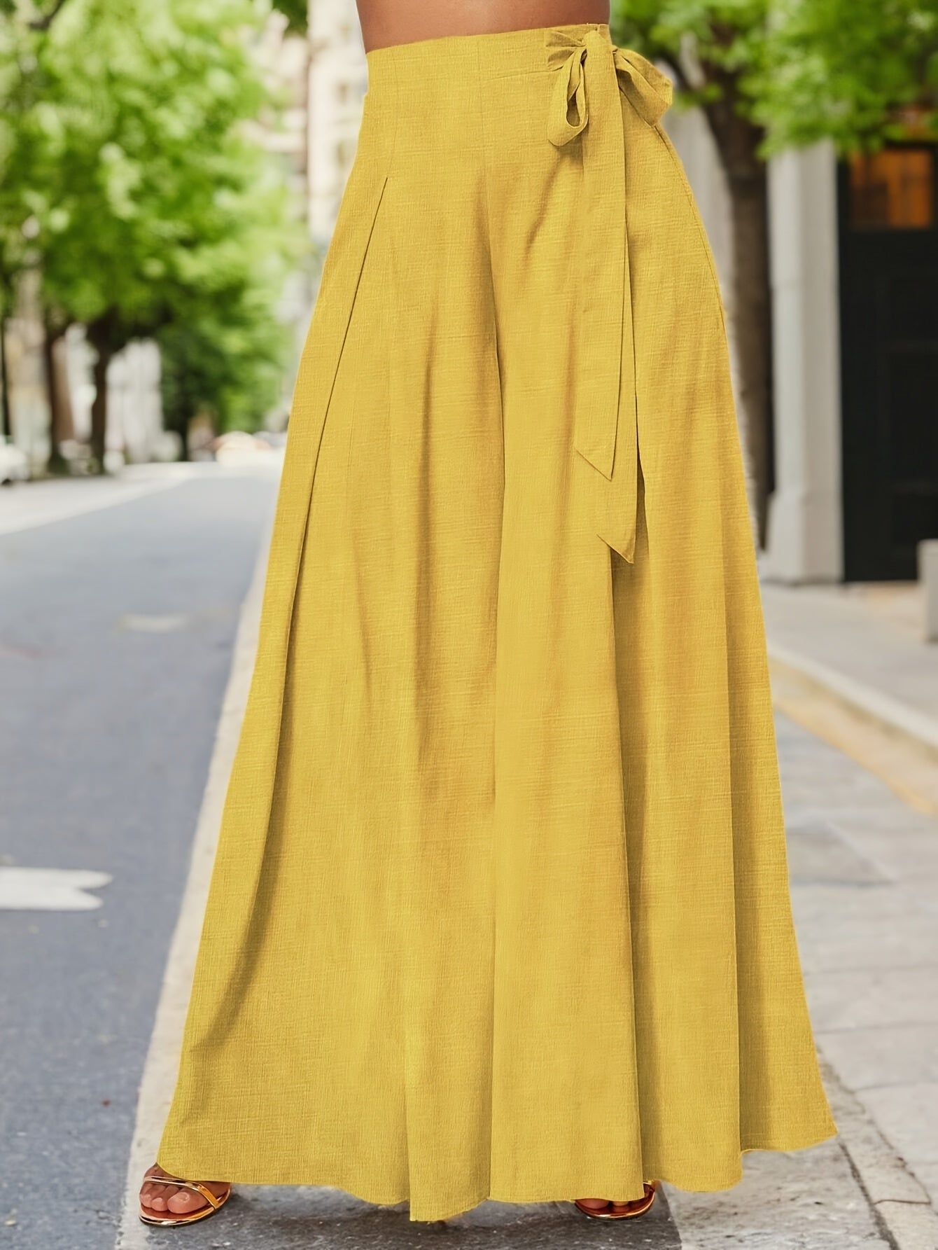 Valerie | Pantalón de Pierna Ancha con Cintura Alta y Lazo Elegante