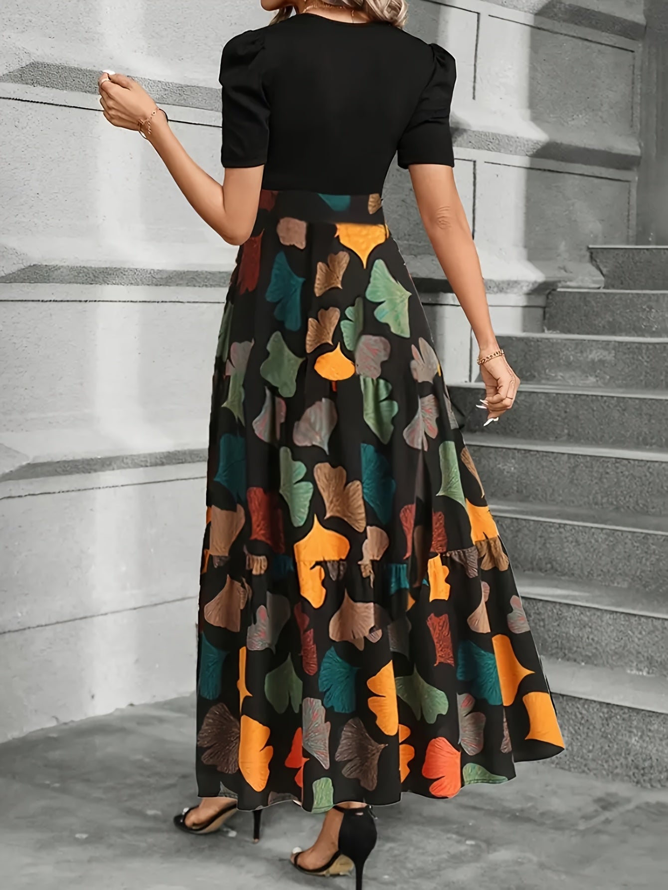 Vanya™ Vestido Midi Elegante con Estampado Geométrico y Mangas Abullonadas