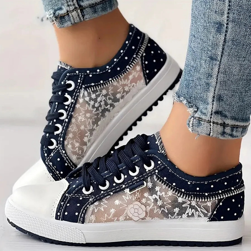 Lumexis | ZAPATILLAS ELEGANTES PARA MUJER CON DETALLES FLORALES