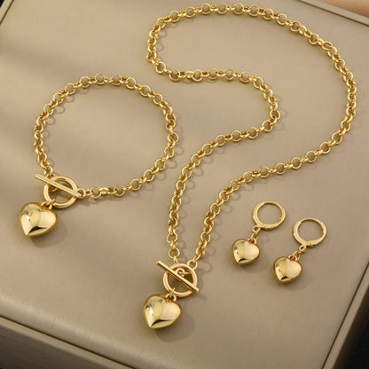 Gia™ Set de Joyería Elegante con Corazón Brillante y Acabado de Lujo