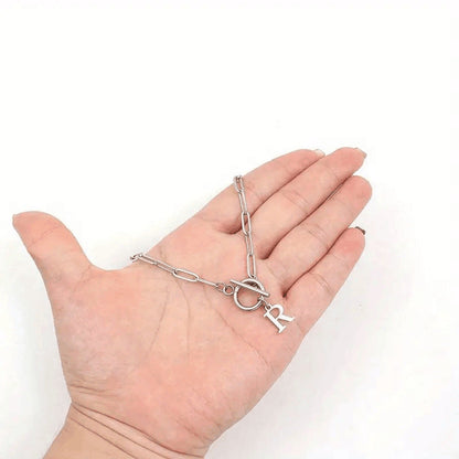 Ganelle™ Collar con Cierre de Candado Circular y Letra Inicial en Forma de Clip de Papel