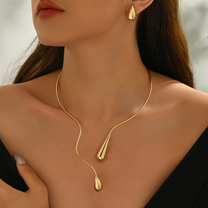 Taliah™ Set Elegante de Collar y Aretes con Diseño de Gota Asimétrica