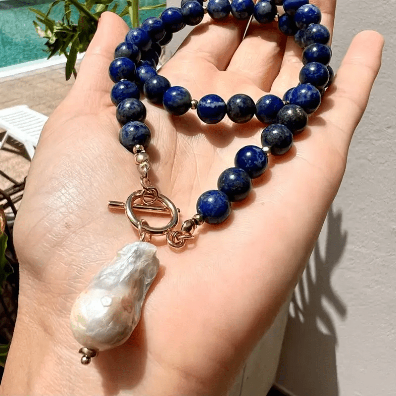 Havento™ Collar Barroco Bohemio con Perlas y Detalles Azul Marino