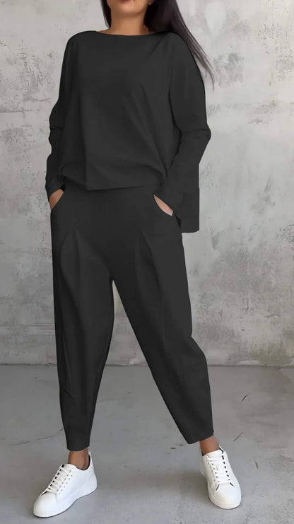 Nuvéa™ Conjunto Blusa Suave y Pantalones Ligeros