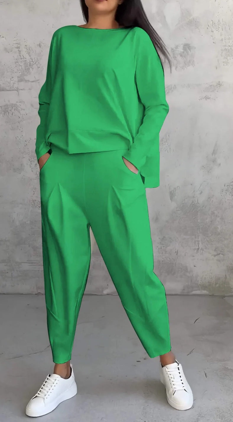 Nuvéa™ Conjunto Blusa Suave y Pantalones Ligeros