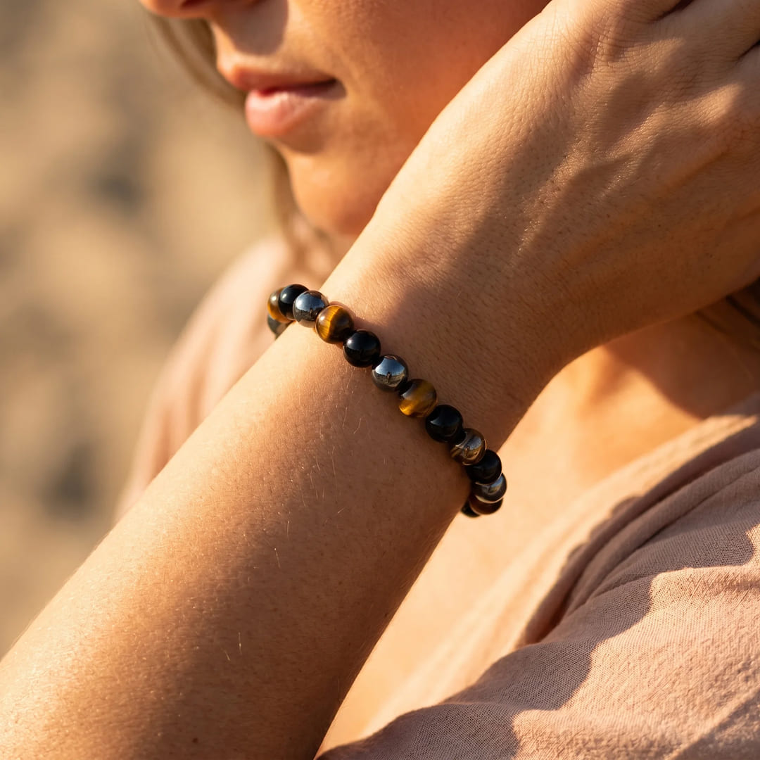 Caryra™ Pulsera "3 Protecciones" en Ojo de Tigre, Hematites y Obsidiana Negra