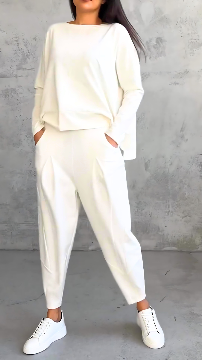 Nuvéa™ Conjunto Blusa Suave y Pantalones Ligeros
