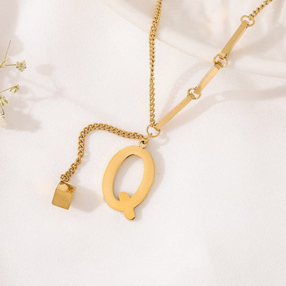 Blakely™ Collar con Inicial Personalizada en Acabado Elegante
