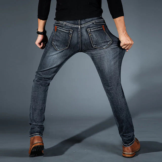 Oltan™ Jeans elásticos de corte moderno