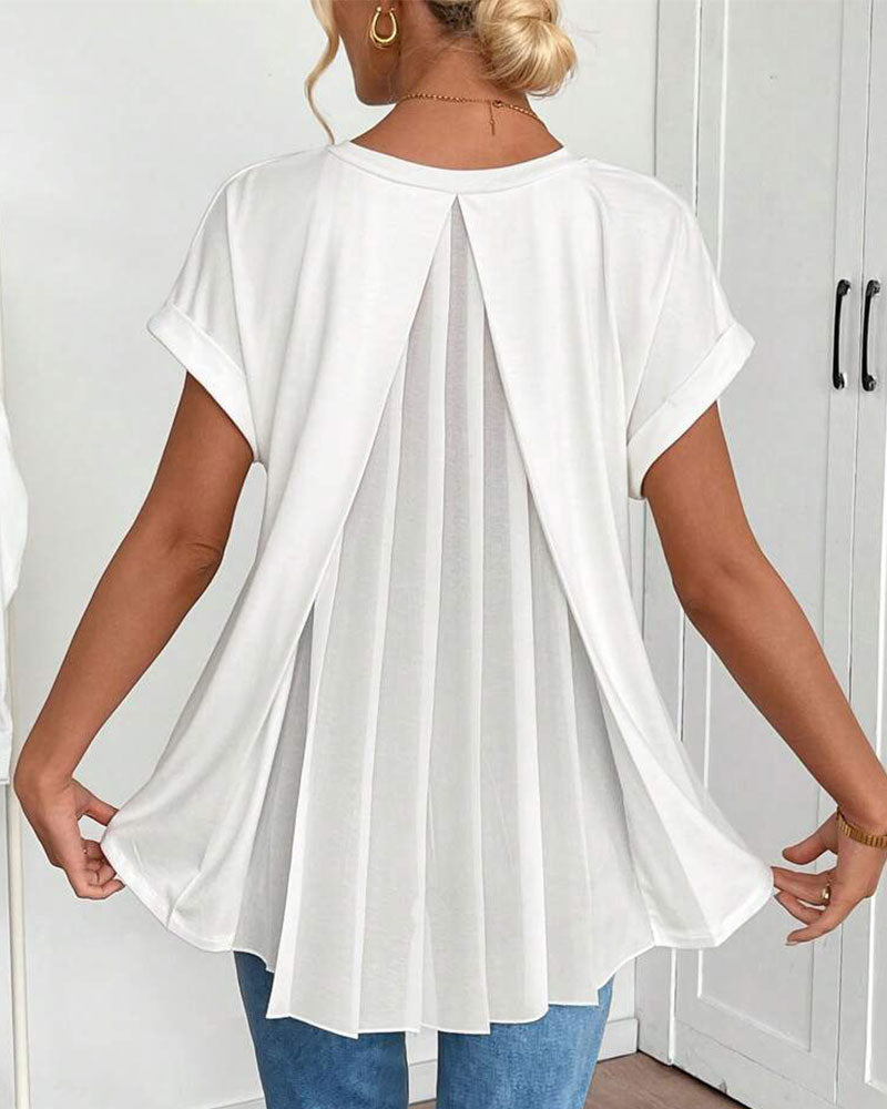 Ciela™ Blusa ligera plisada con caída fluida