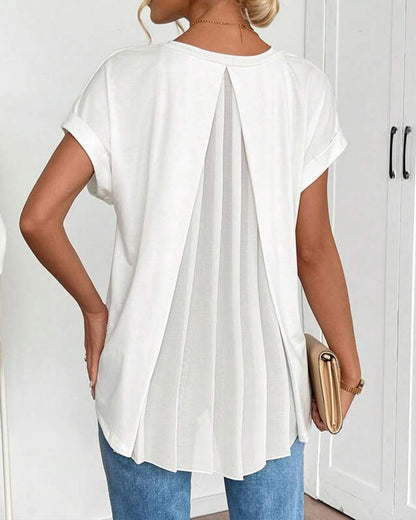 Ciela™ Blusa ligera plisada con caída fluida