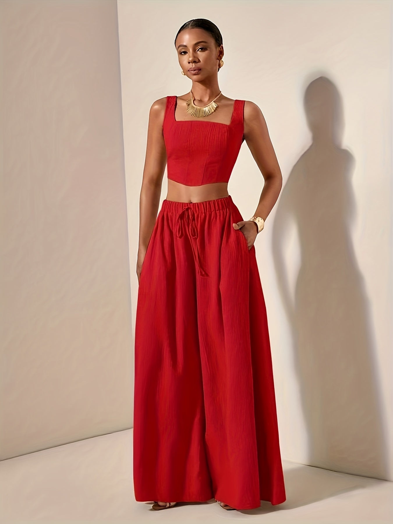 Alessia | Conjunto de Top con Tirantes y Pantalón de Pierna Ancha con Bolsillos