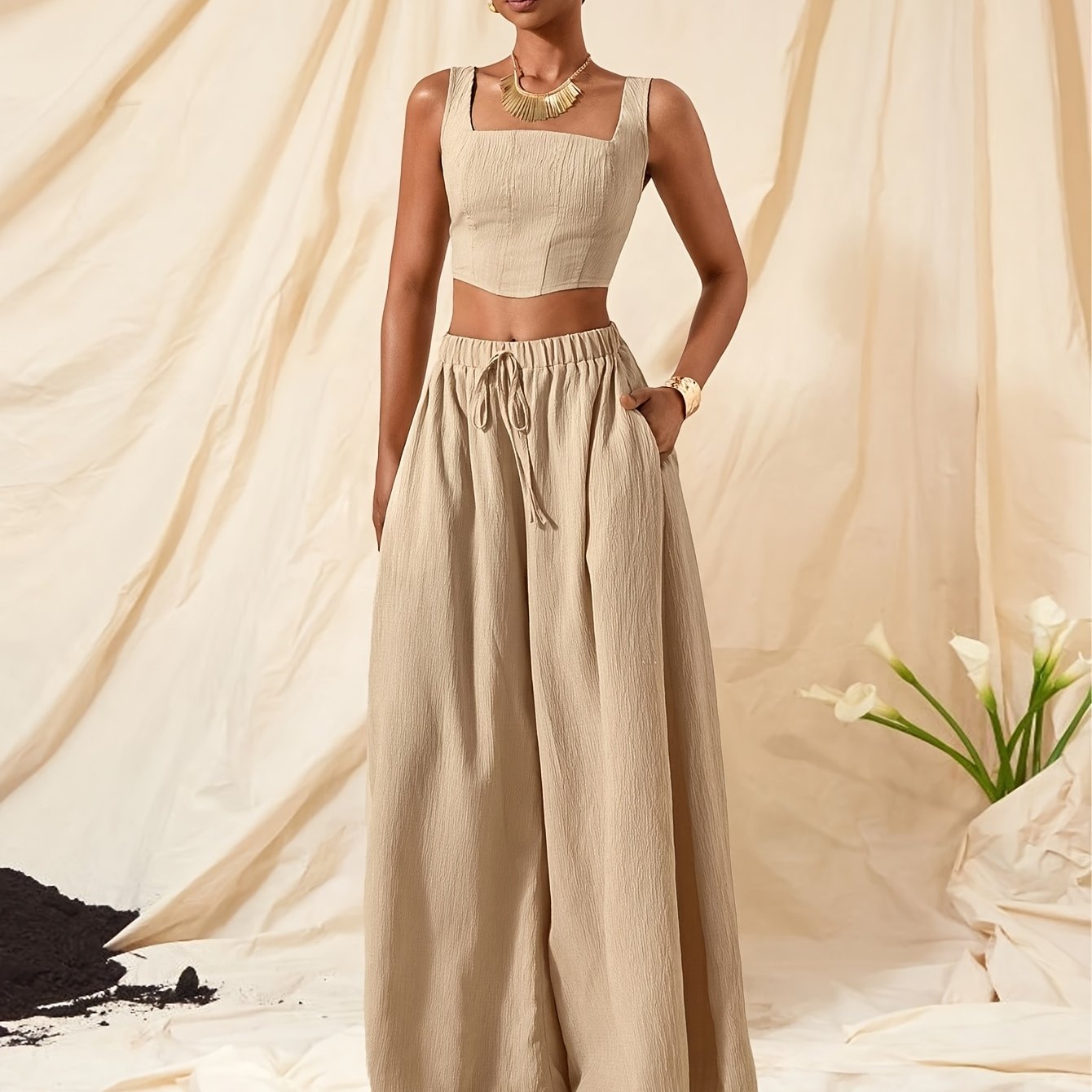 Alessia | Conjunto de Top con Tirantes y Pantalón de Pierna Ancha con Bolsillos