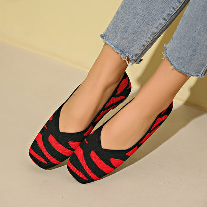 Ivara™ Flats Elegantes con Estampado Zebra y Punta Cuadrada