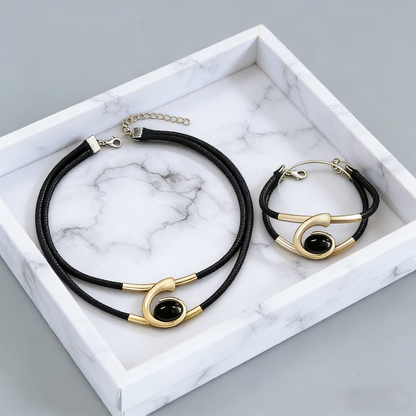 Suri™ Conjunto de collar y pulsera estilo vintage boho