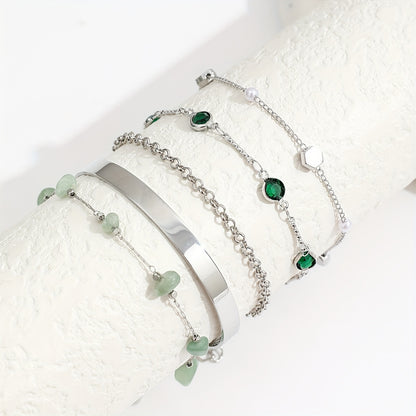 Aethique™ Set de 5 Pulseras Bohemias con Piedras Verdes y Detalles Vintage