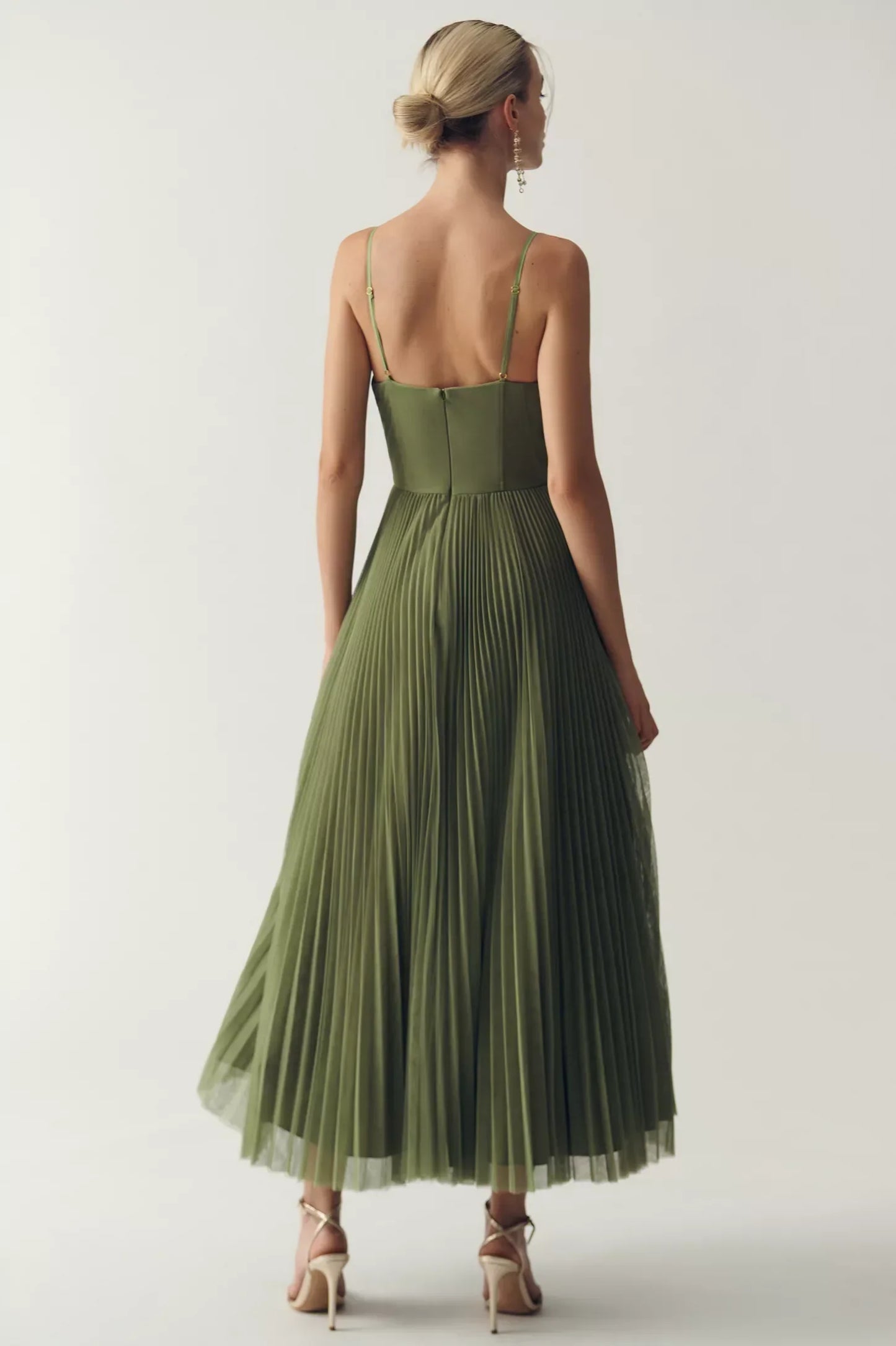 Delorae™ Vestido sin Espalda Olivia