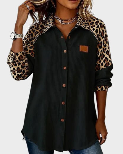Serenova™ Blusa Relajada con Detalles Contrastantes